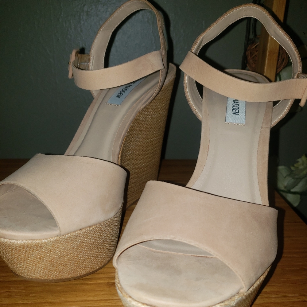 Steve Madden open toe wedge sandals